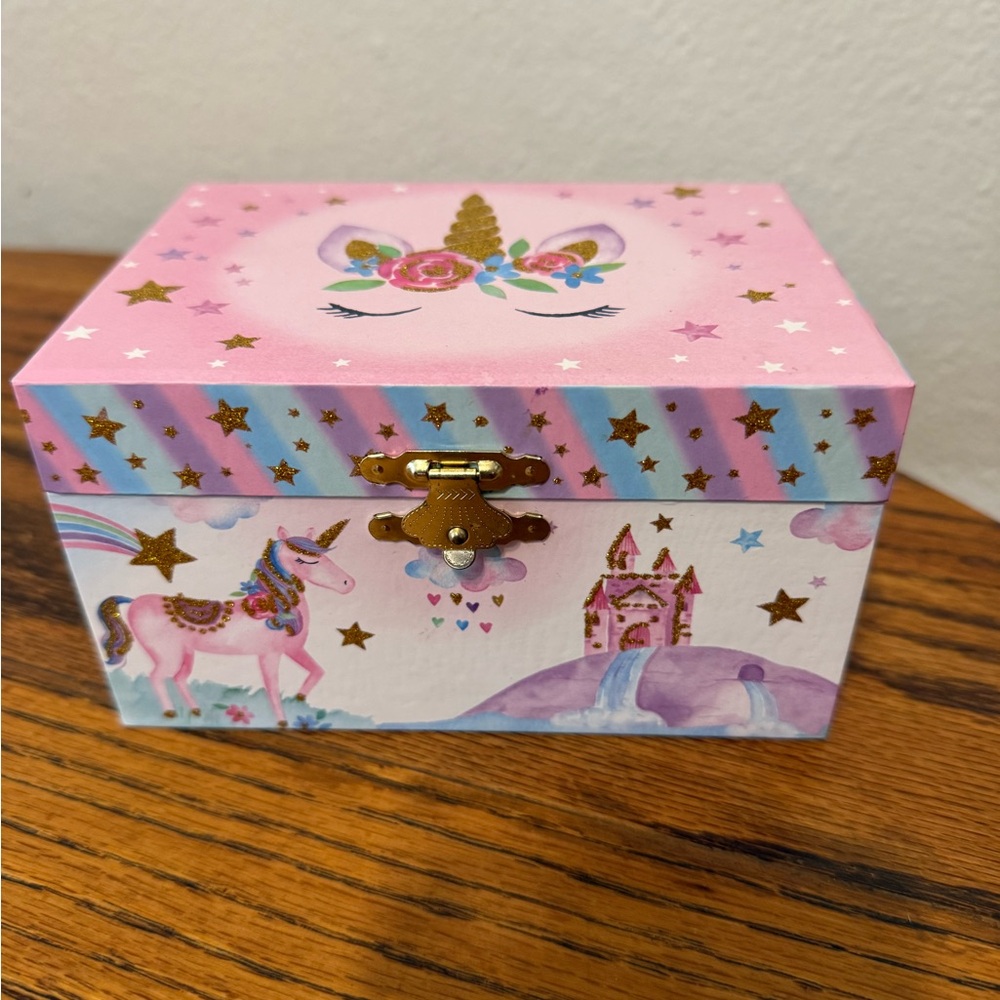 Pink Unicorn Jewelry Box for Kids with music - Picture 2 of 3